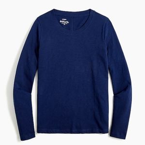 Long-sleeve crewneck girlfriend tee